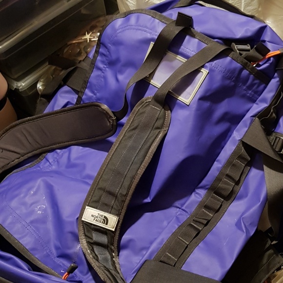 🚫SOLD🚫 The North Face Large Base Camp Duffel 95L - Picture 2 of 4